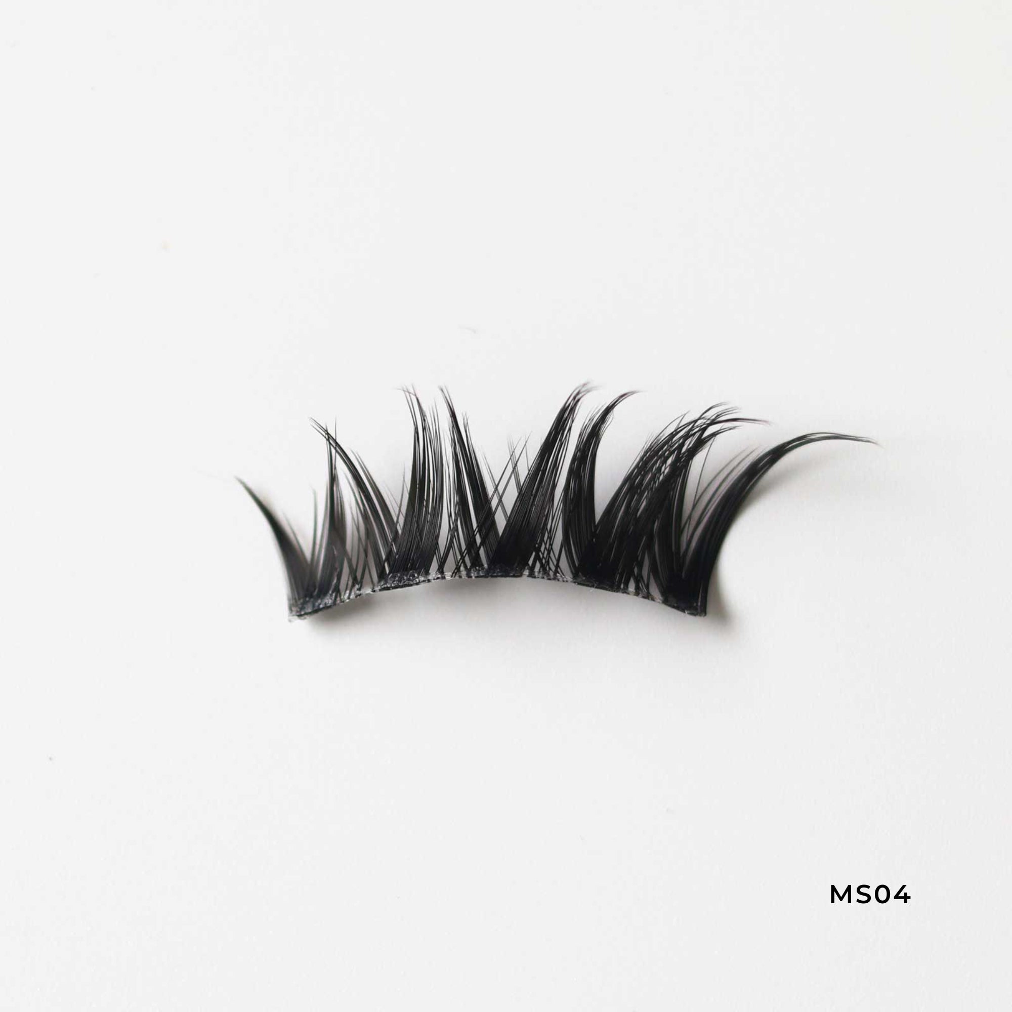 ¾ Strip Lashes